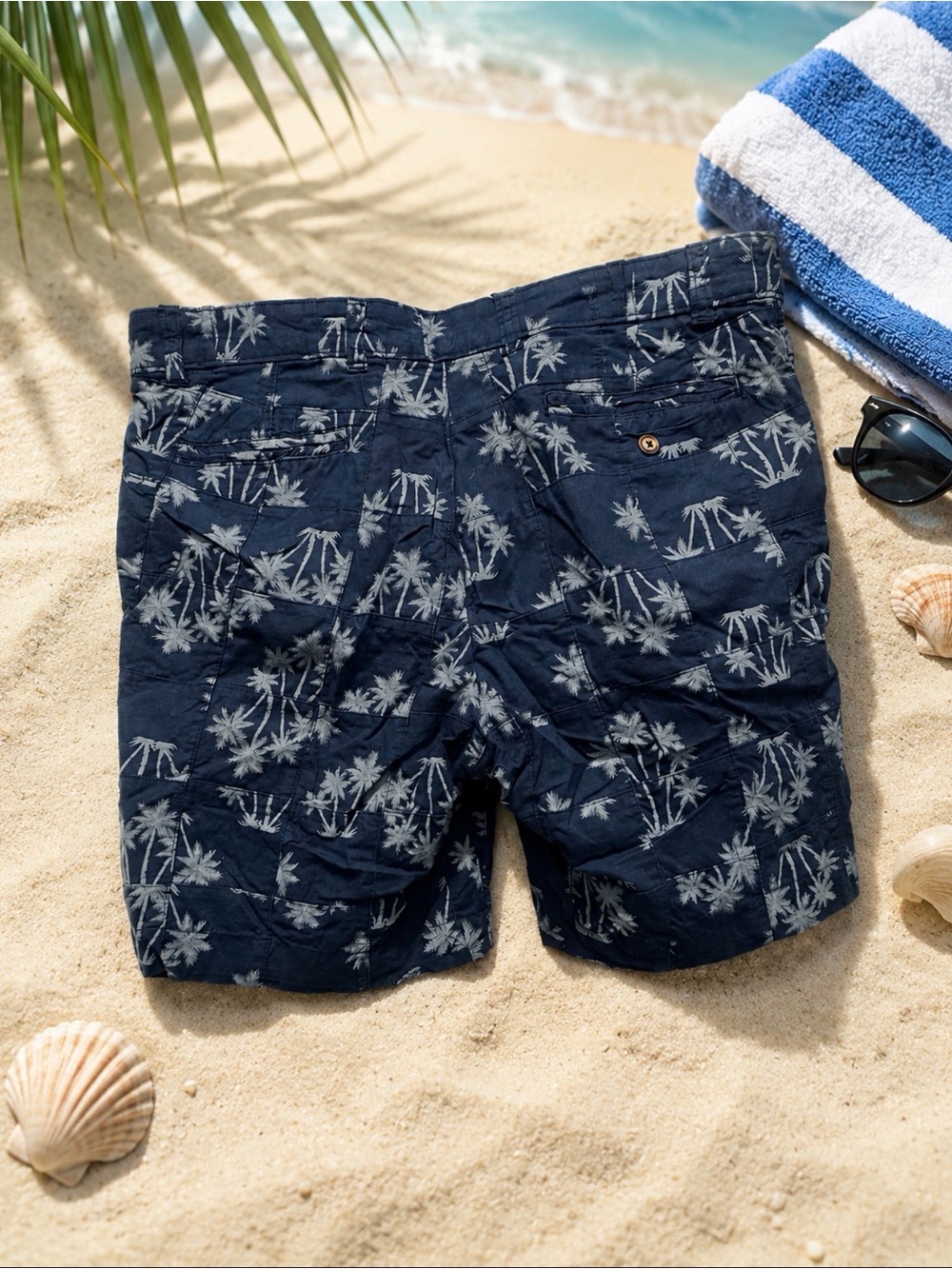 Men's Navy Palm-Print Flat Front cotton Shorts waist 34